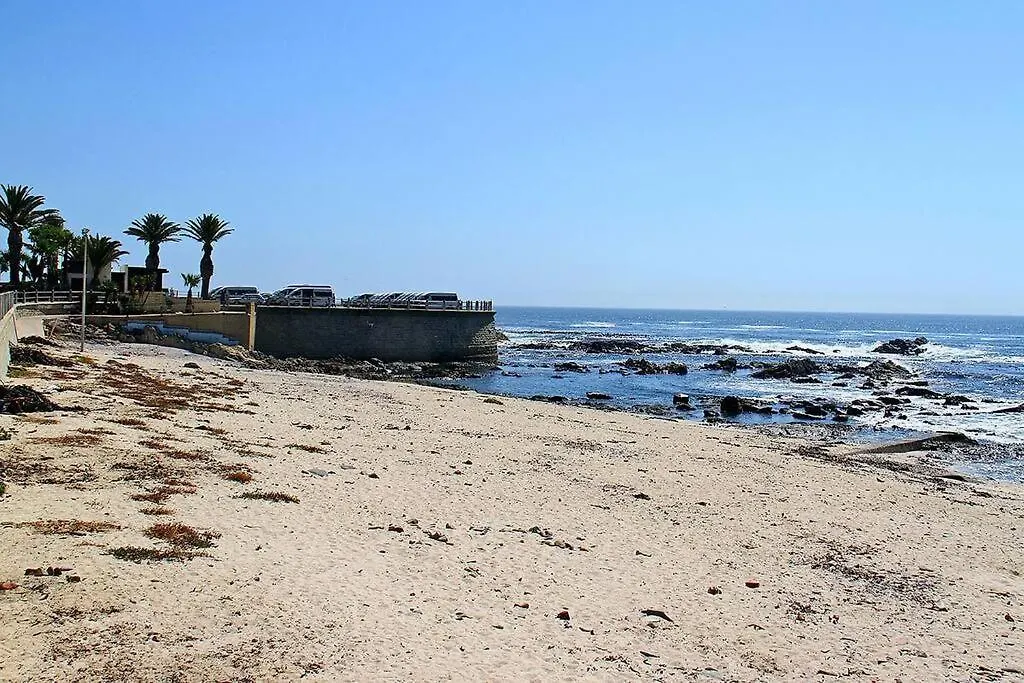 Apartment Blue Waters Studio 34 With Sea Views From Balcony Cape Town